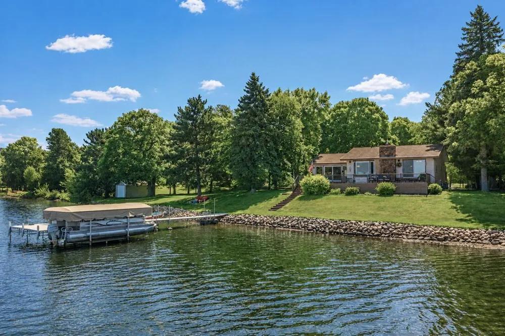 21724 Beach Road Deerwood, MN 56444