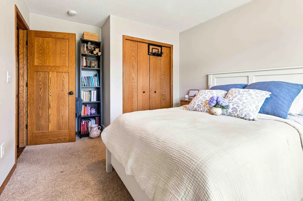 1622 3rd Street W West Fargo, ND 58078
