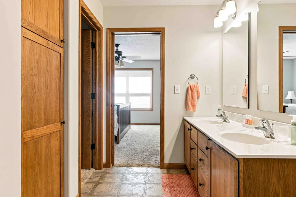 1622 3rd Street W West Fargo, ND 58078