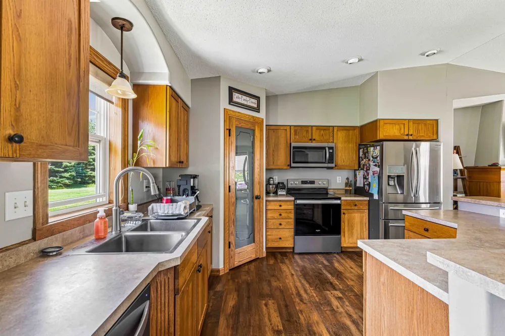 1622 3rd Street W West Fargo, ND 58078