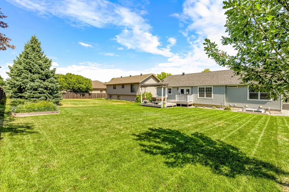 1622 3rd Street W West Fargo, ND 58078