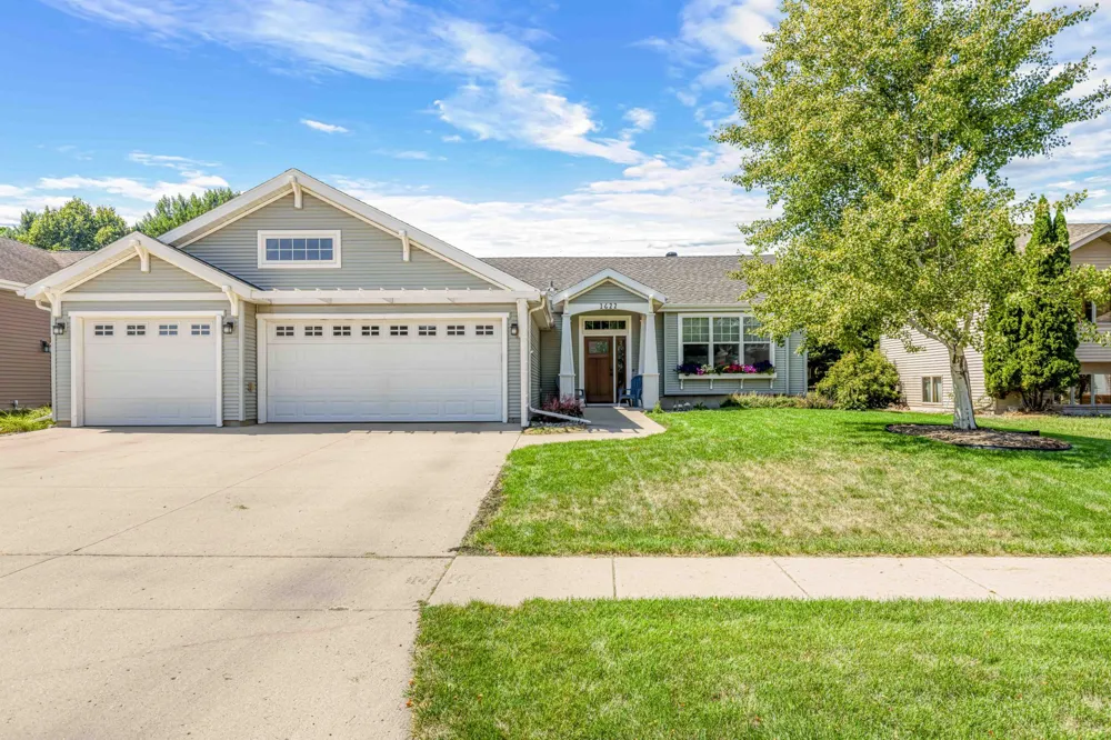 1622 3rd Street W West Fargo, ND 58078