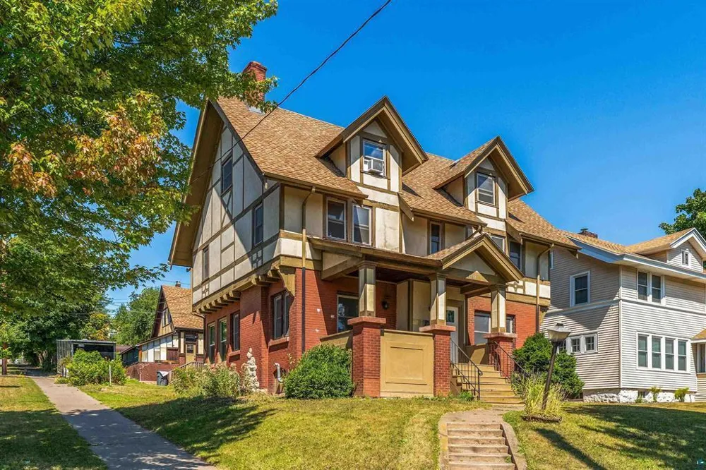 1801 E 2nd Street Duluth, MN 55812