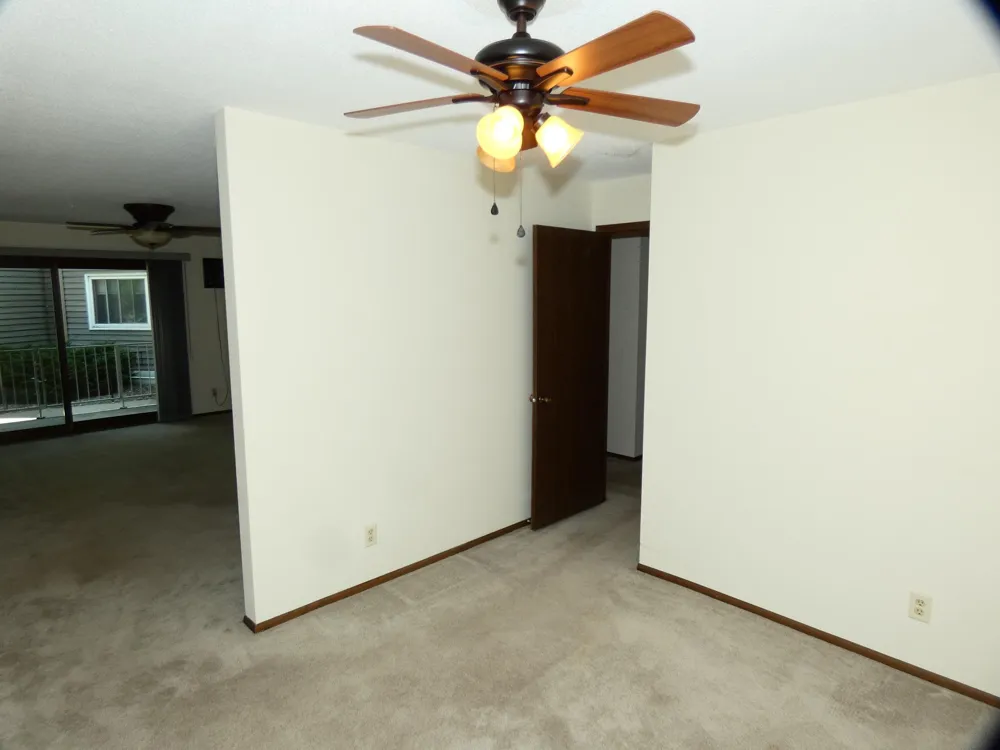 135 Viking Drive E #110 Little Canada, MN 55117
