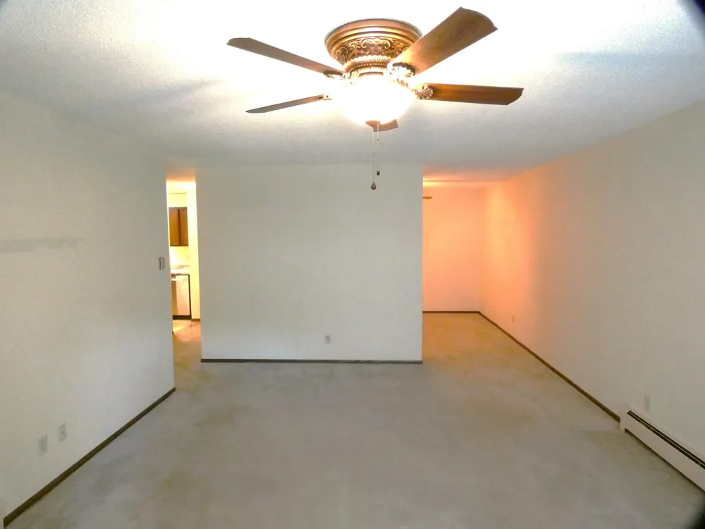 135 Viking Drive E #110 Little Canada, MN 55117
