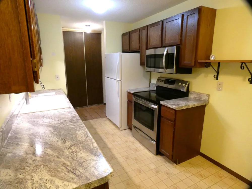 135 Viking Drive E #110 Little Canada, MN 55117