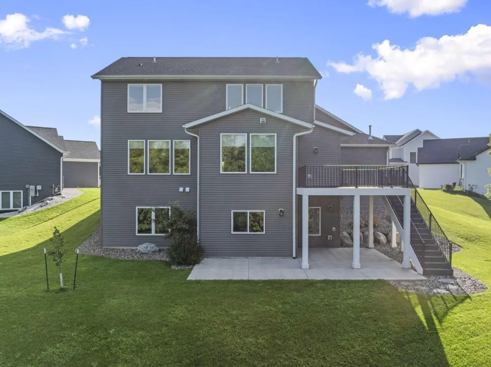 2098 Hagen Lane SW Rochester, MN 55902