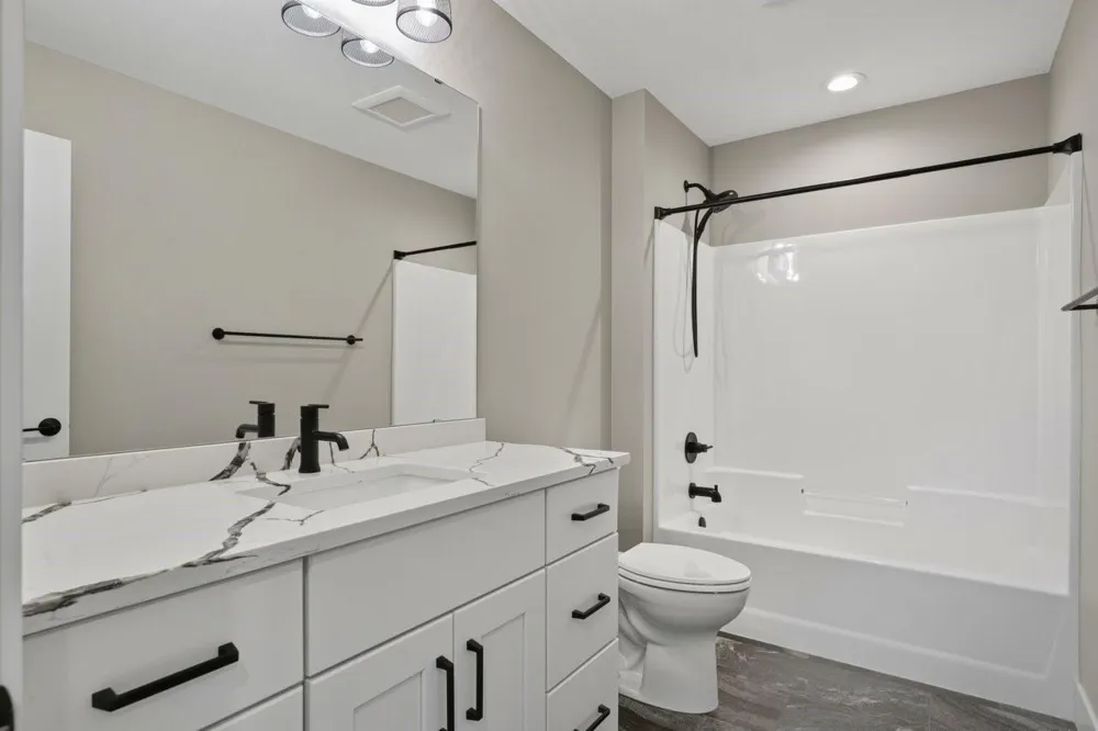 2098 Hagen Lane SW Rochester, MN 55902
