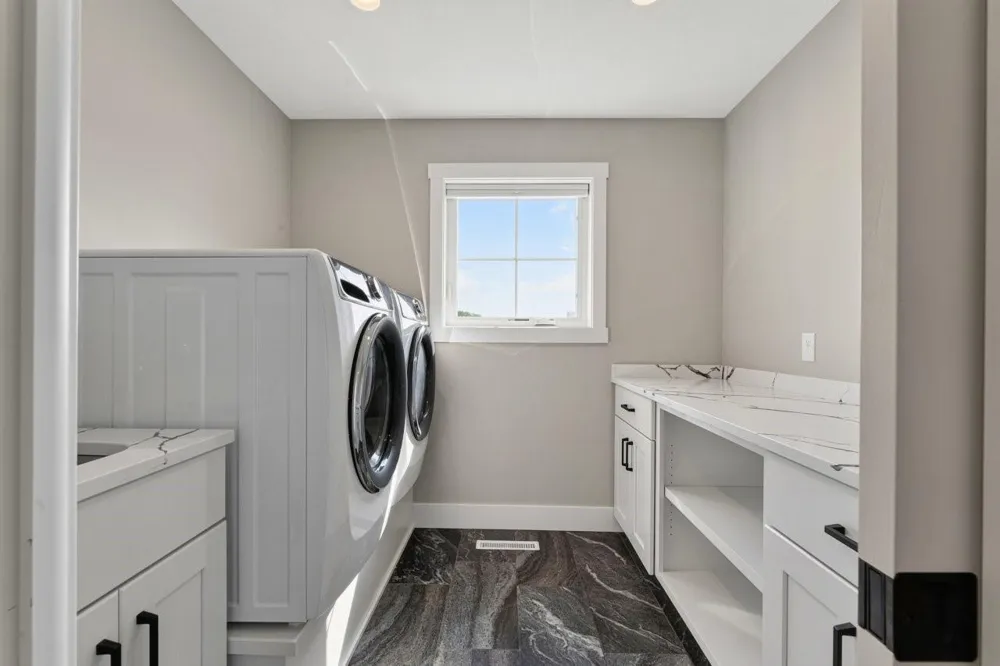 2098 Hagen Lane SW Rochester, MN 55902