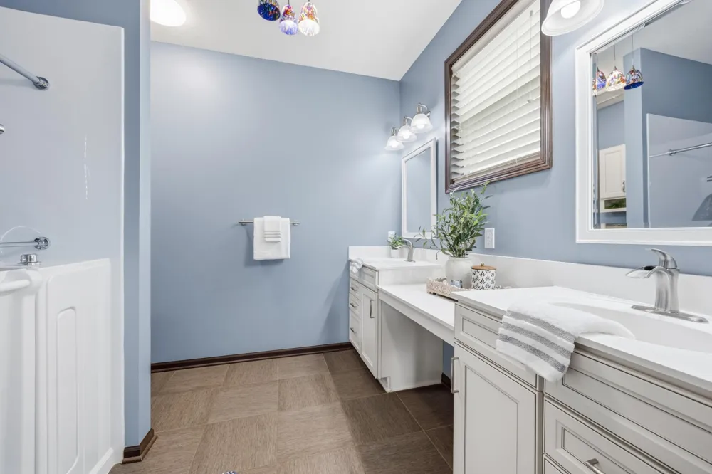 7417 Shadyview Lane Maple Grove, MN 55311