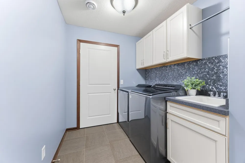 7417 Shadyview Lane Maple Grove, MN 55311