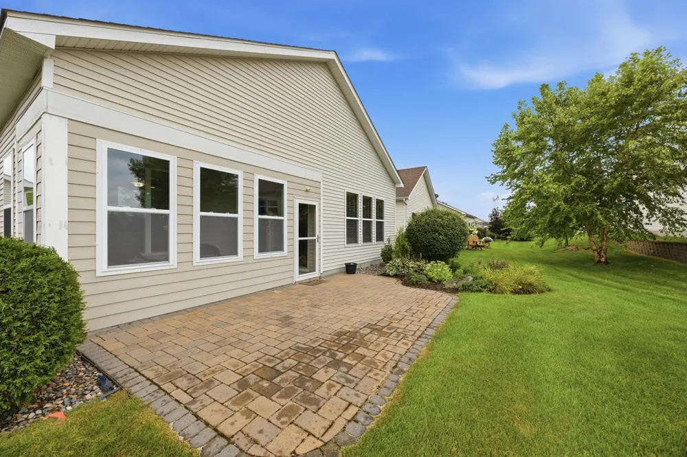 7417 Shadyview Lane Maple Grove, MN 55311