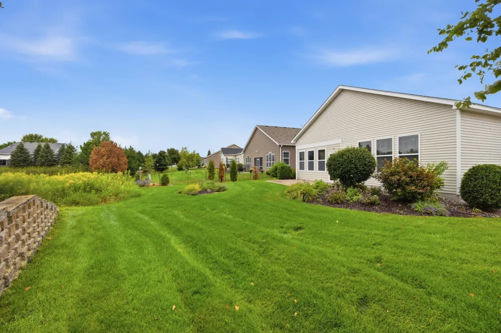 7417 Shadyview Lane Maple Grove, MN 55311
