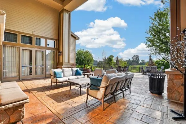 7417 Shadyview Lane Maple Grove, MN 55311