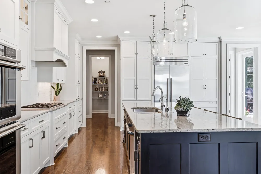4410 Juleena Place Minnetonka, MN 55345
