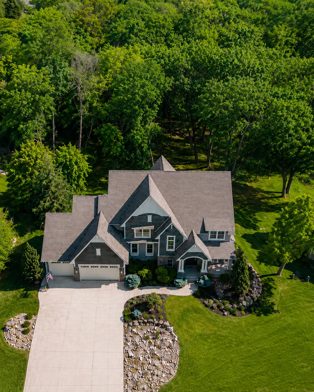 4410 Juleena Place Minnetonka, MN 55345