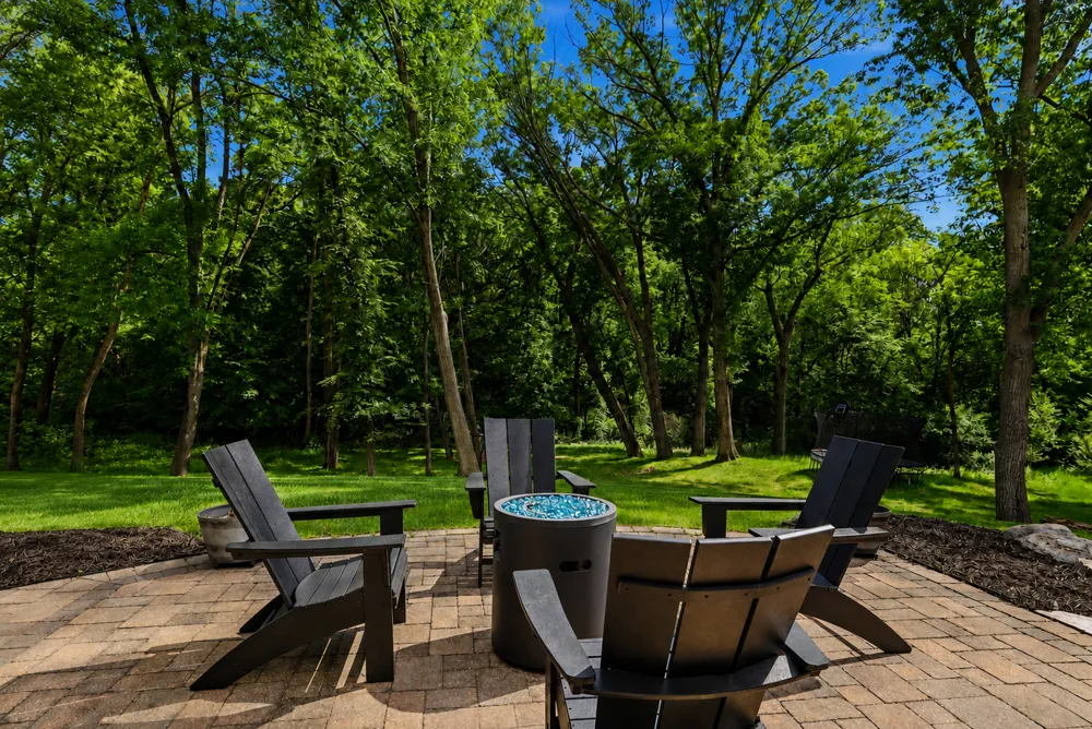 4410 Juleena Place Minnetonka, MN 55345