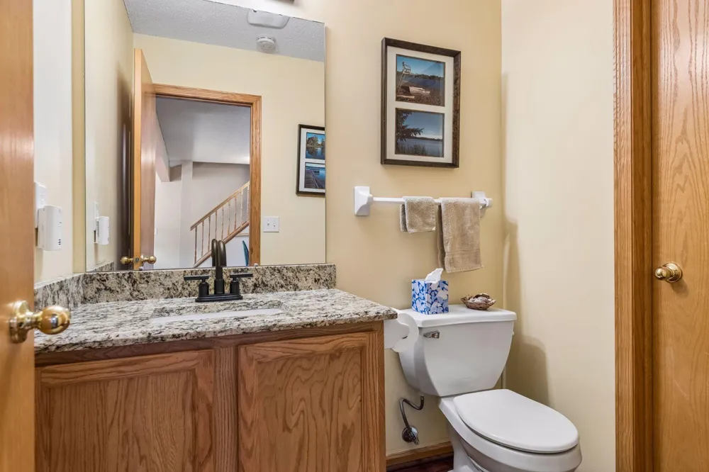 1685 Patriot Lane Waconia, MN 55387