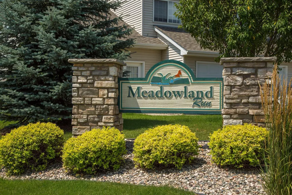 1685 Patriot Lane Waconia, MN 55387