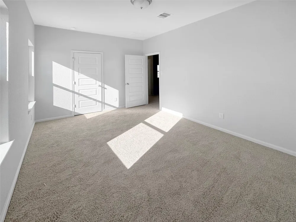 1941 E Riverside Circle Dayton, TX 77535