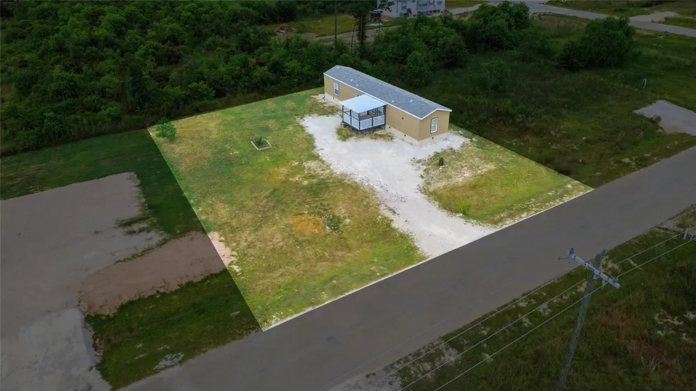 320 Road 5821 Cleveland, TX 77327