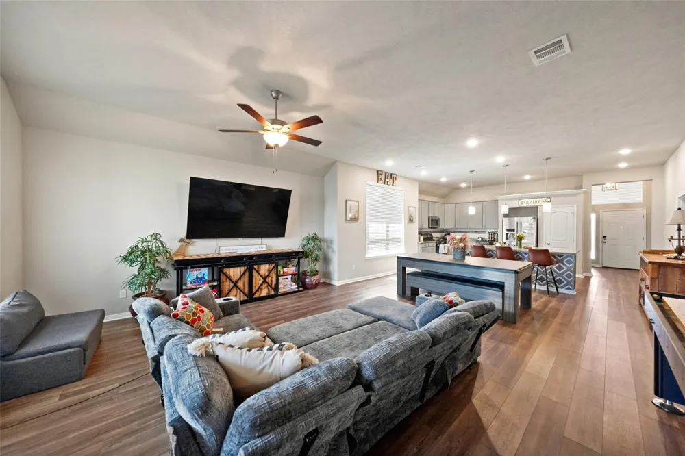 6315 Rockford Drive College Station, TX 77845