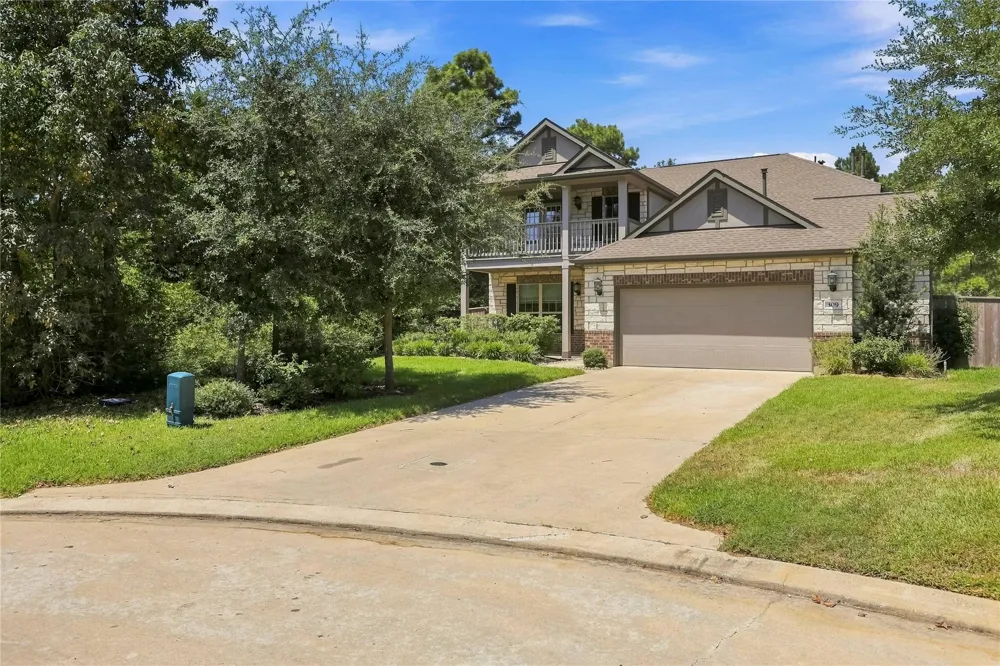 309 Lochvale Peak Court Montgomery, TX 77316