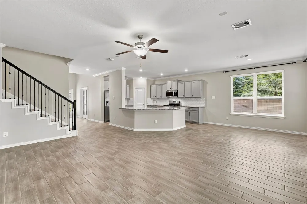 309 Lochvale Peak Court Montgomery, TX 77316