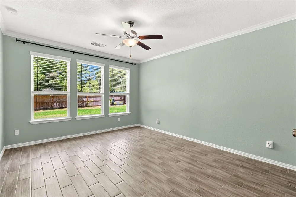 309 Lochvale Peak Court Montgomery, TX 77316