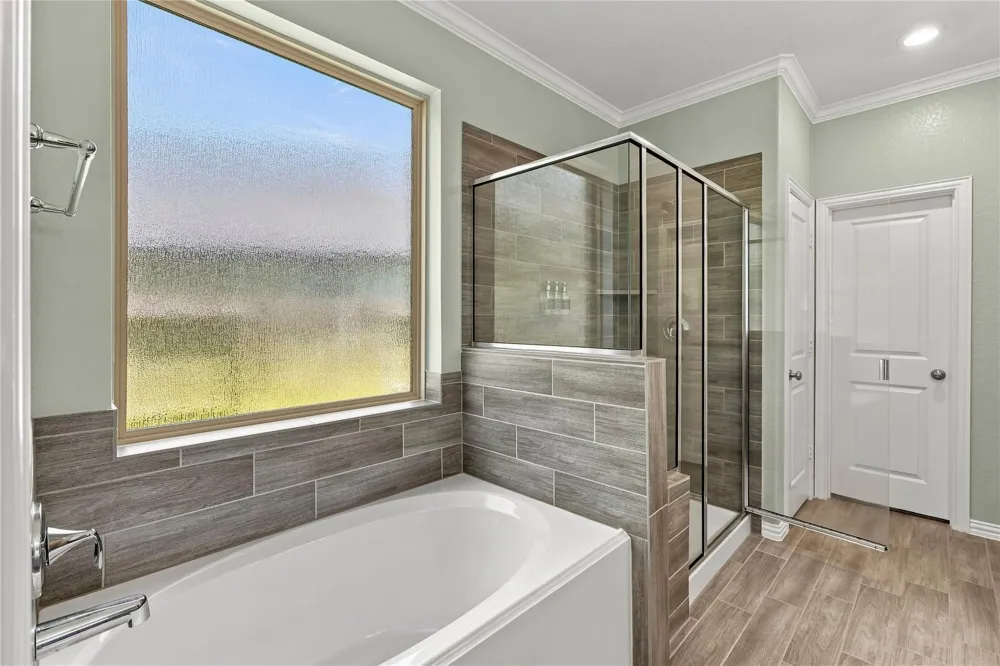 309 Lochvale Peak Court Montgomery, TX 77316