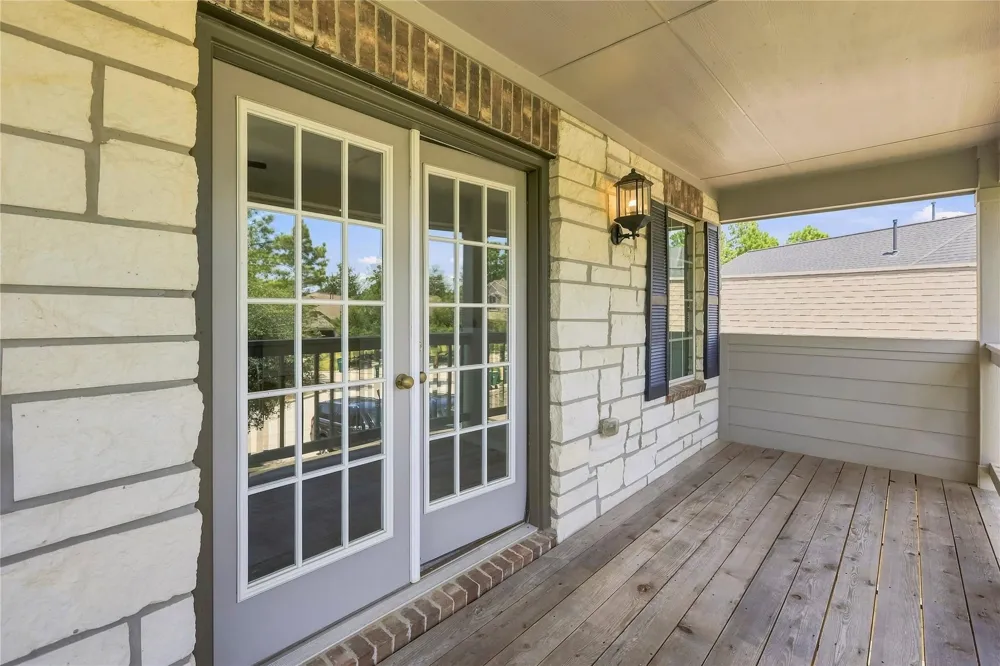 309 Lochvale Peak Court Montgomery, TX 77316