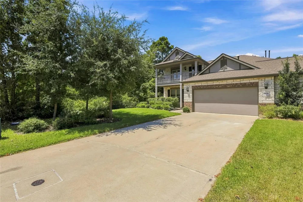 309 Lochvale Peak Court Montgomery, TX 77316