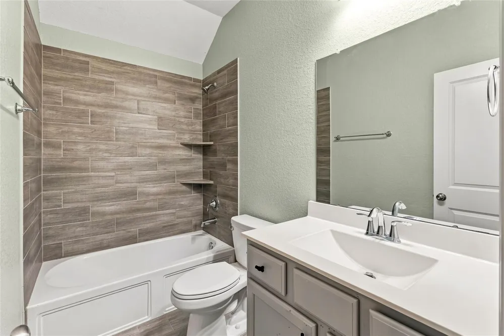 309 Lochvale Peak Court Montgomery, TX 77316