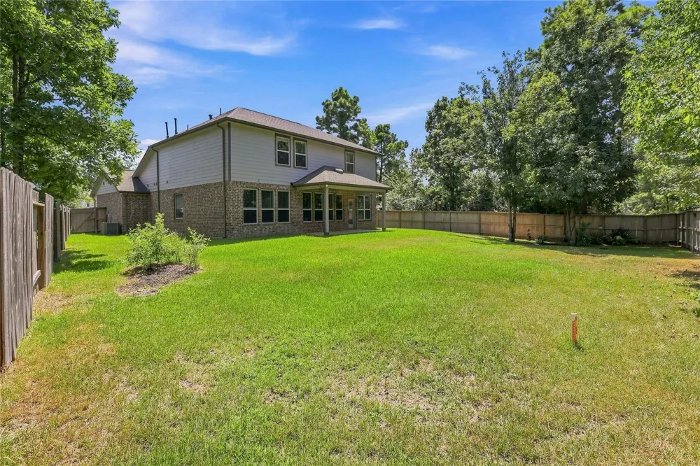 309 Lochvale Peak Court Montgomery, TX 77316