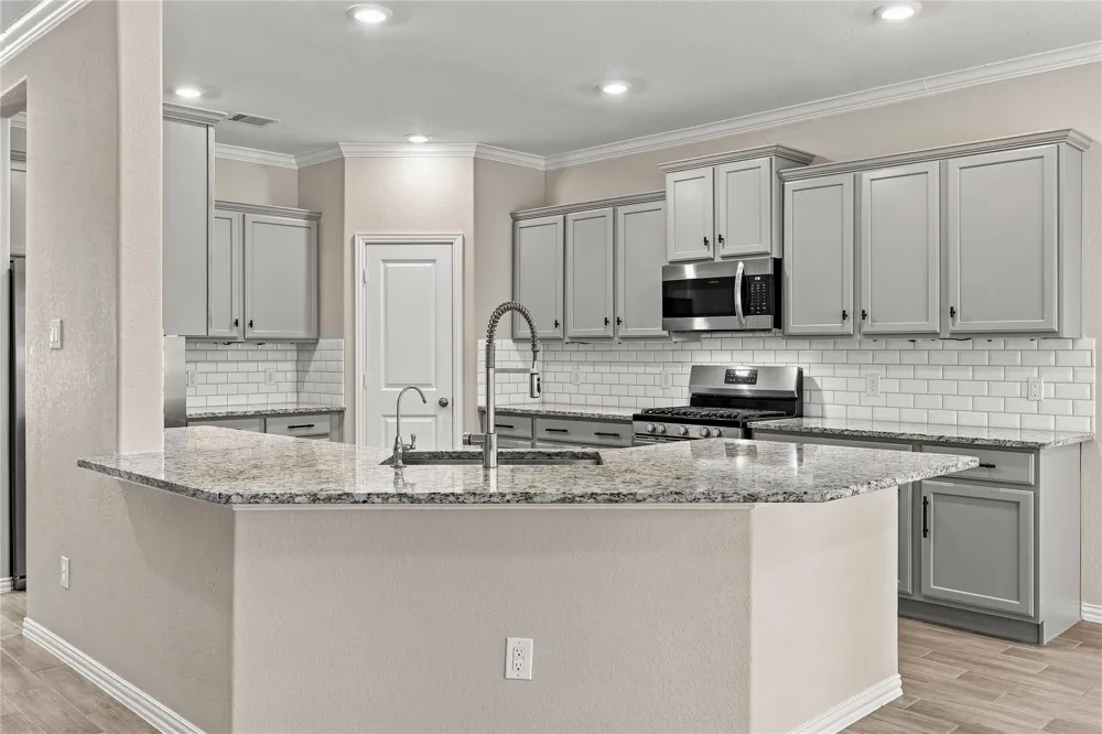 309 Lochvale Peak Court Montgomery, TX 77316