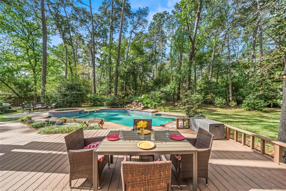2918 Kings Forest Drive Kingwood, TX 77339