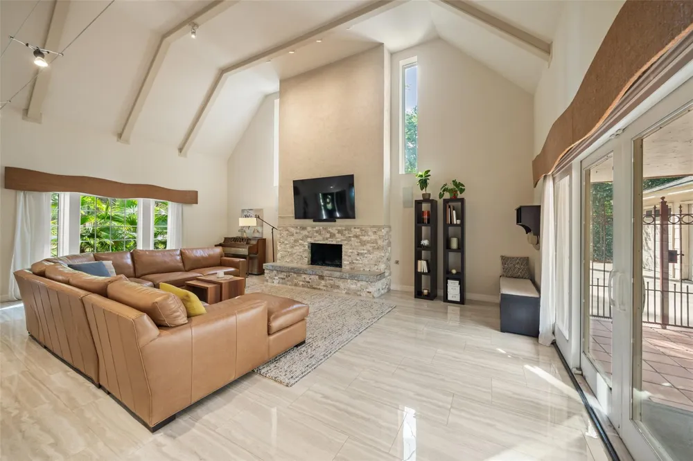 2918 Kings Forest Drive Kingwood, TX 77339