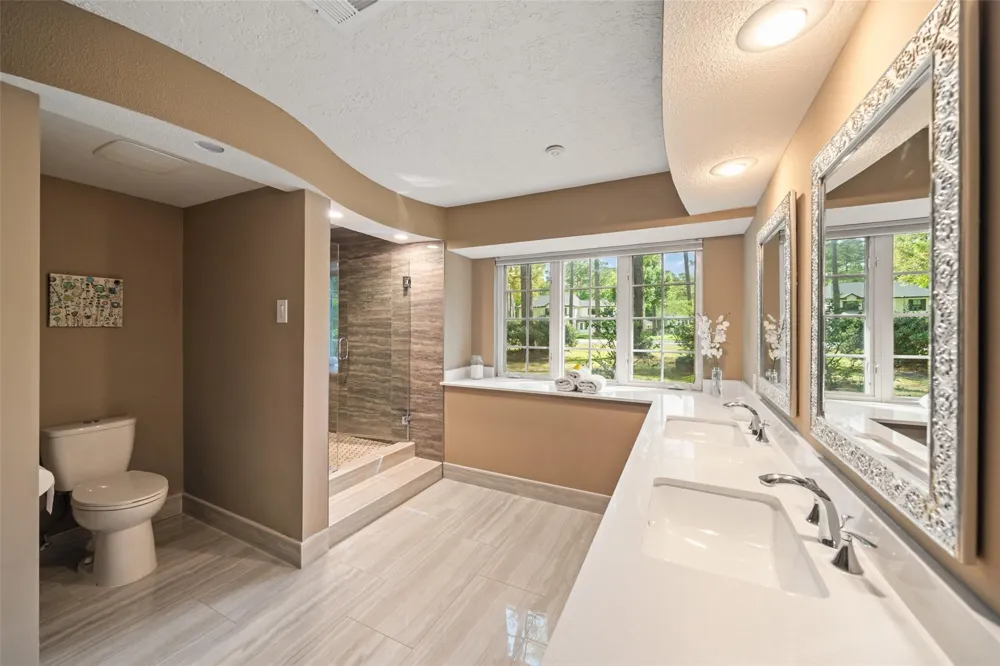 2918 Kings Forest Drive Kingwood, TX 77339
