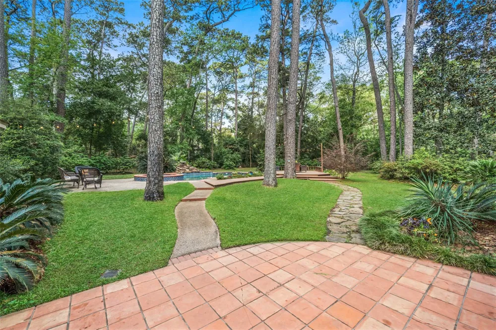 2918 Kings Forest Drive Kingwood, TX 77339
