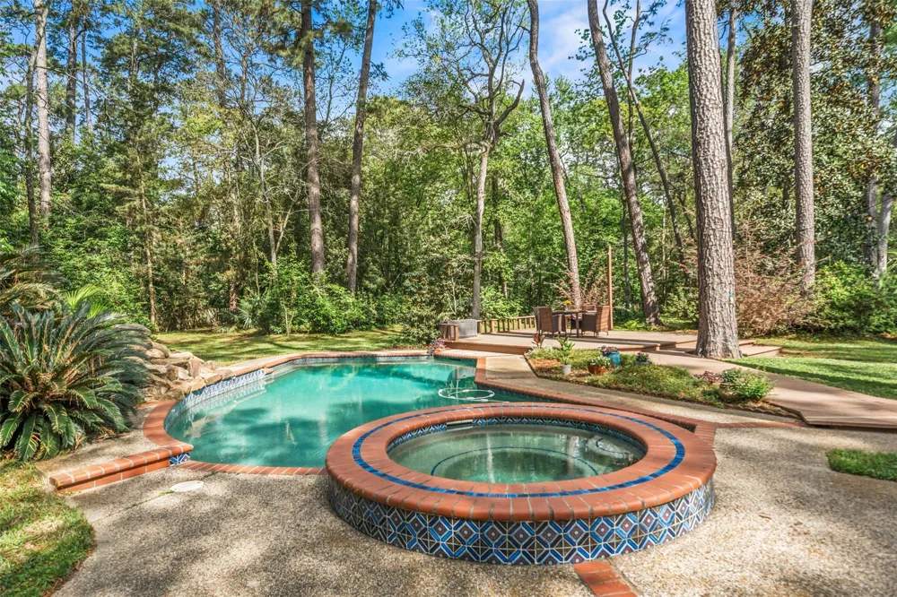2918 Kings Forest Drive Kingwood, TX 77339