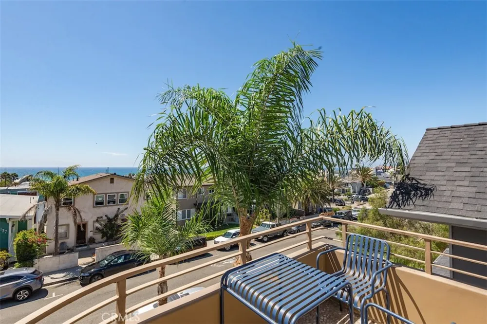 1136 Monterey Hermosa Beach, CA 90254