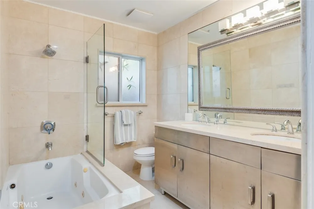1136 Monterey Hermosa Beach, CA 90254