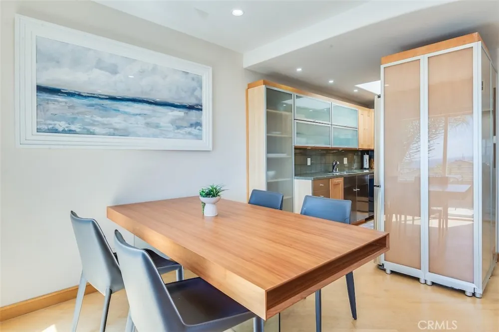 1136 Monterey Hermosa Beach, CA 90254