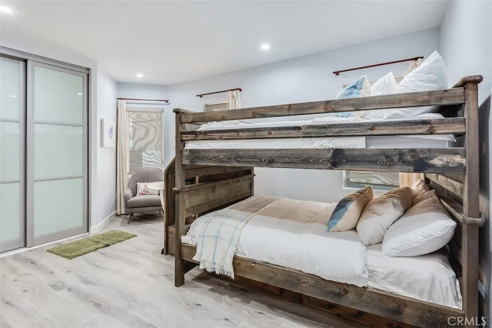 1136 Monterey Hermosa Beach, CA 90254