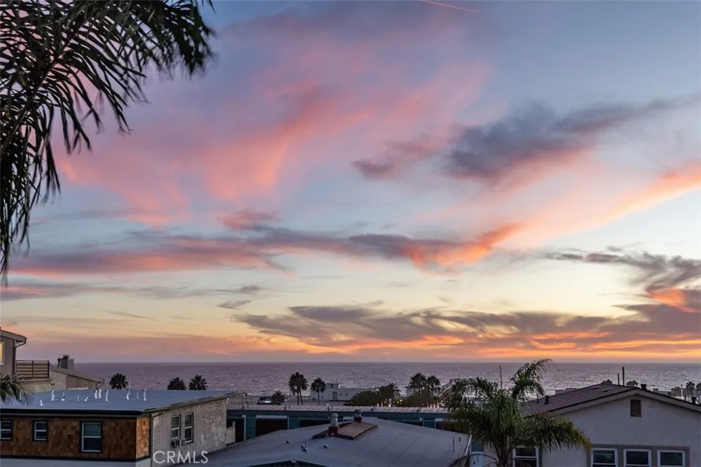 1136 Monterey Hermosa Beach, CA 90254
