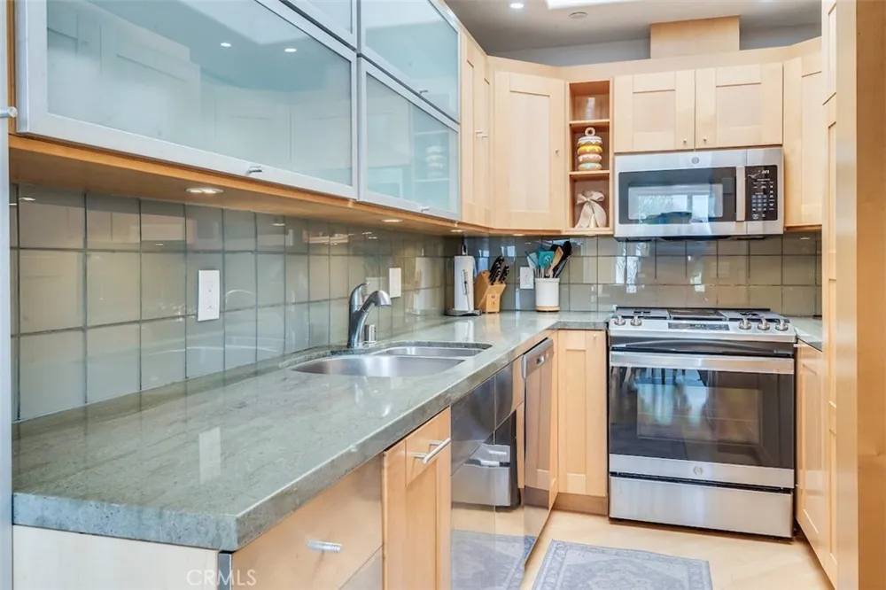 1136 Monterey Hermosa Beach, CA 90254