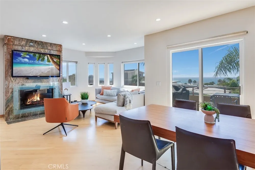 1136 Monterey Hermosa Beach, CA 90254