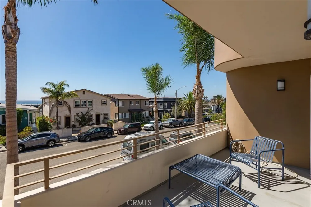1136 Monterey Hermosa Beach, CA 90254
