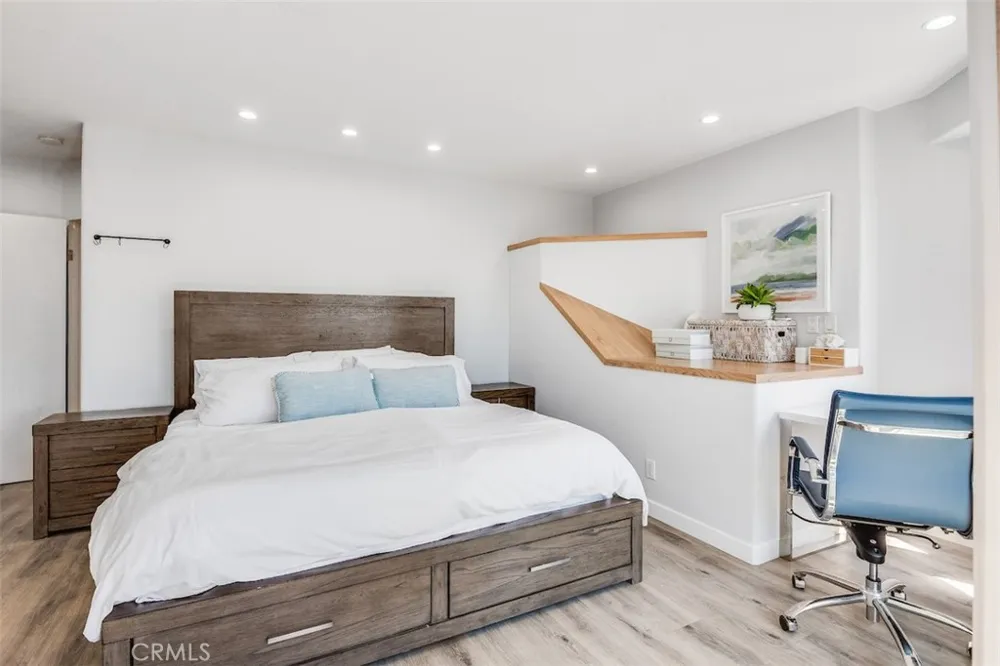1136 Monterey Hermosa Beach, CA 90254