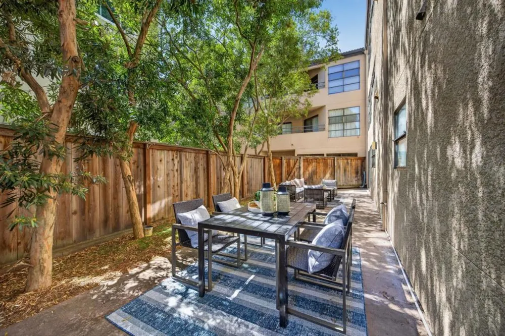 35 9th Avenue #5 San Mateo, CA 94401